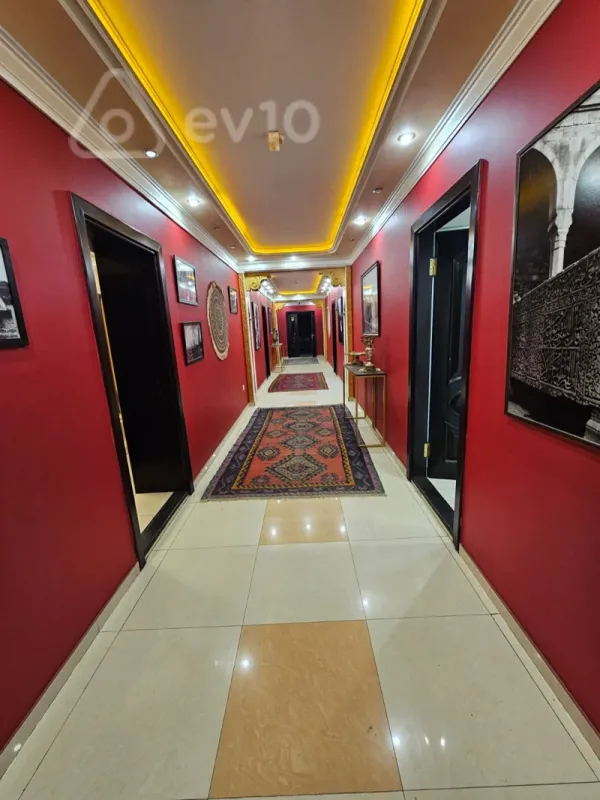 Kirayə verilir mənzil 500 m²