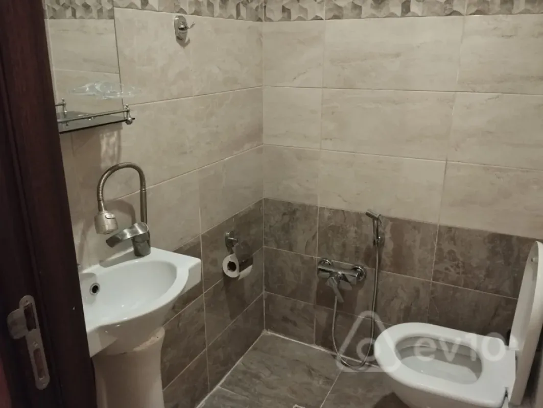 Kirayə verilir 3 otaqlı yeni tikili 100 m²