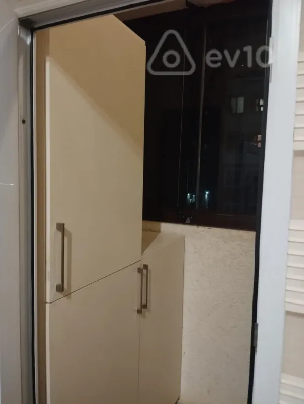 Kirayə verilir 3 otaqlı yeni tikili 100 m²