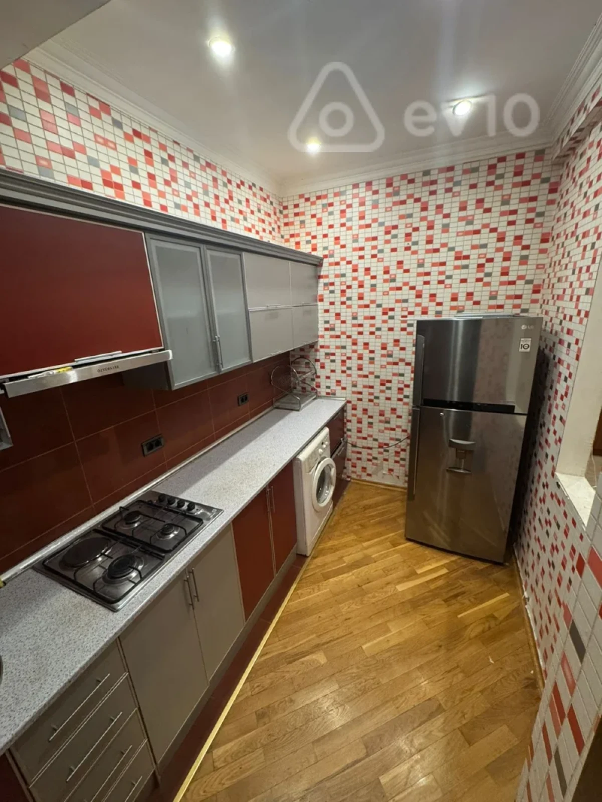 Kirayə verilir 2 otaqlı yeni tikili 60 m²