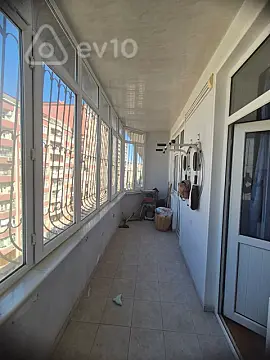 Kirayə verilir 3 otaqlı köhnə tikili 139 m²