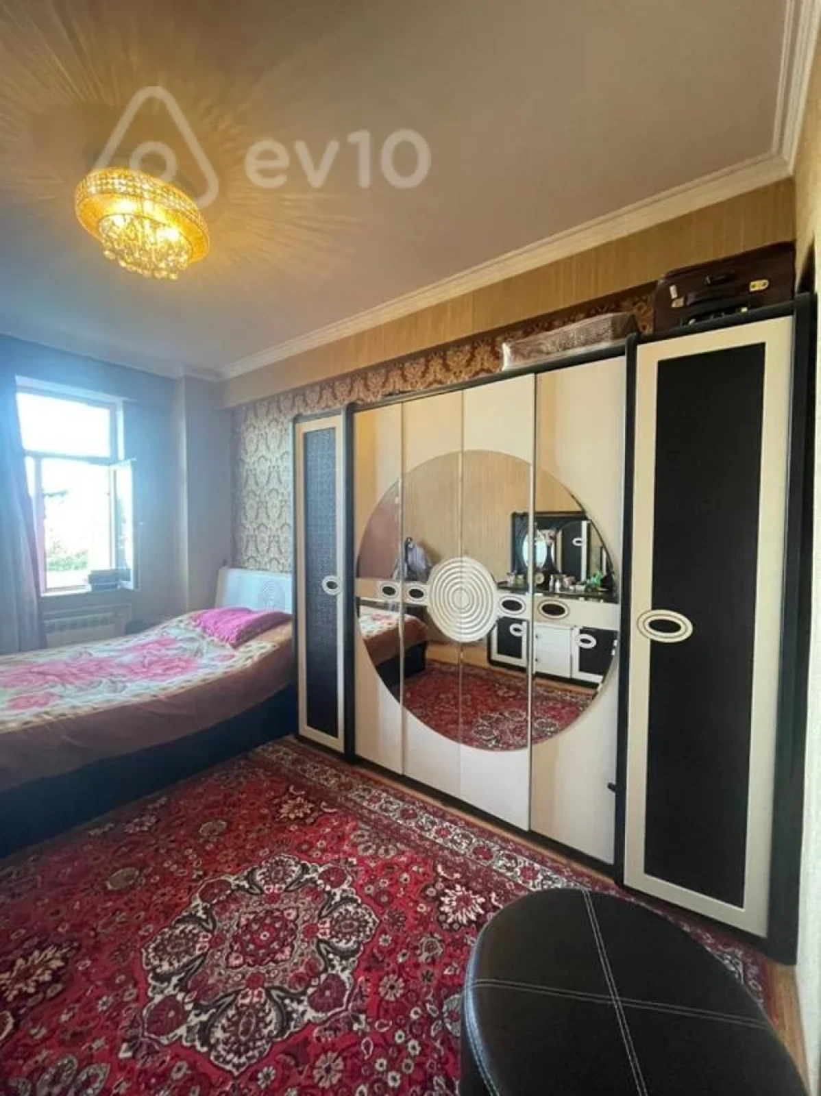 Satılır 3 otaqlı yeni tikili 120 m²