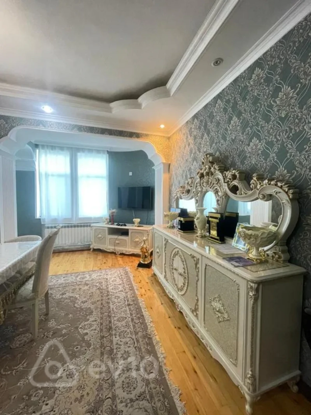 Satılır 3 otaqlı yeni tikili 120 m²