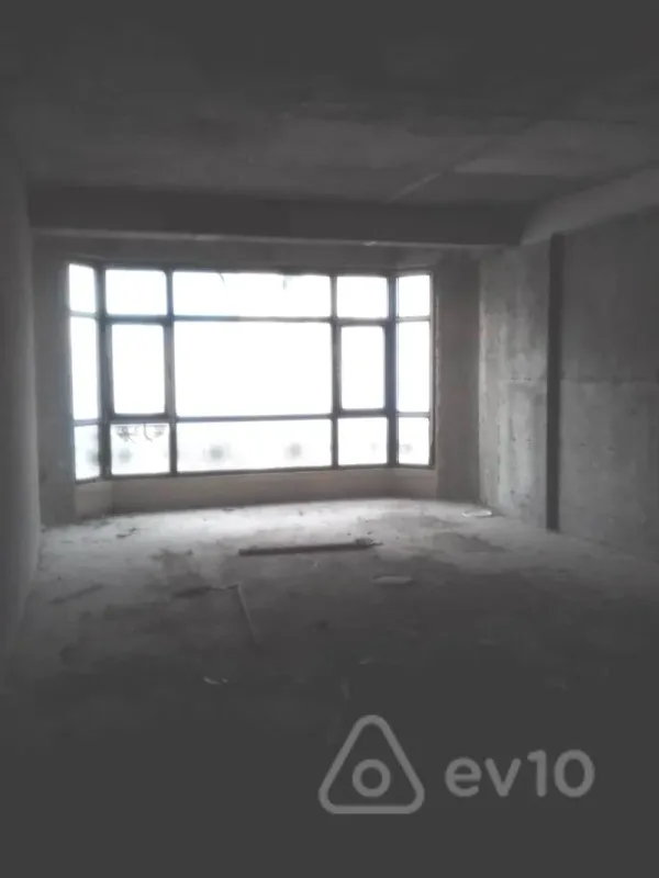 Satılır 4 otaqlı yeni tikili 175 m²