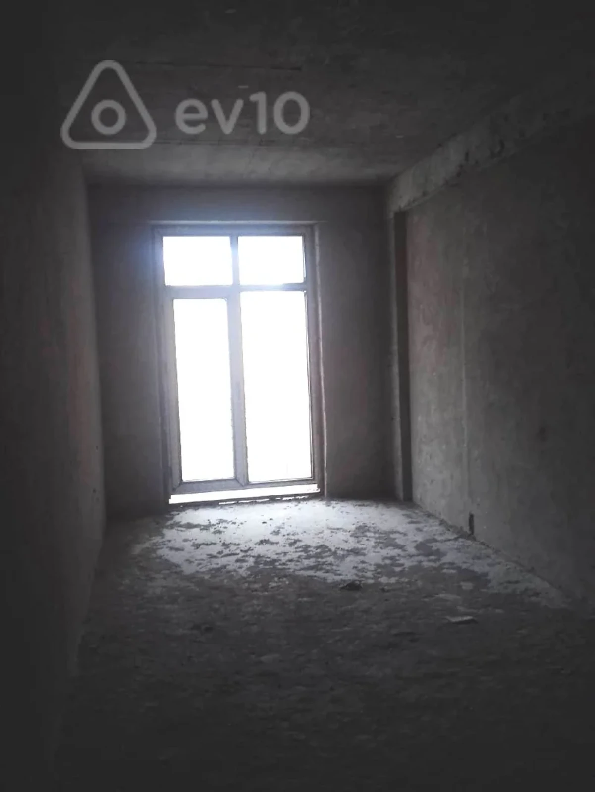 Satılır 4 otaqlı yeni tikili 175 m²