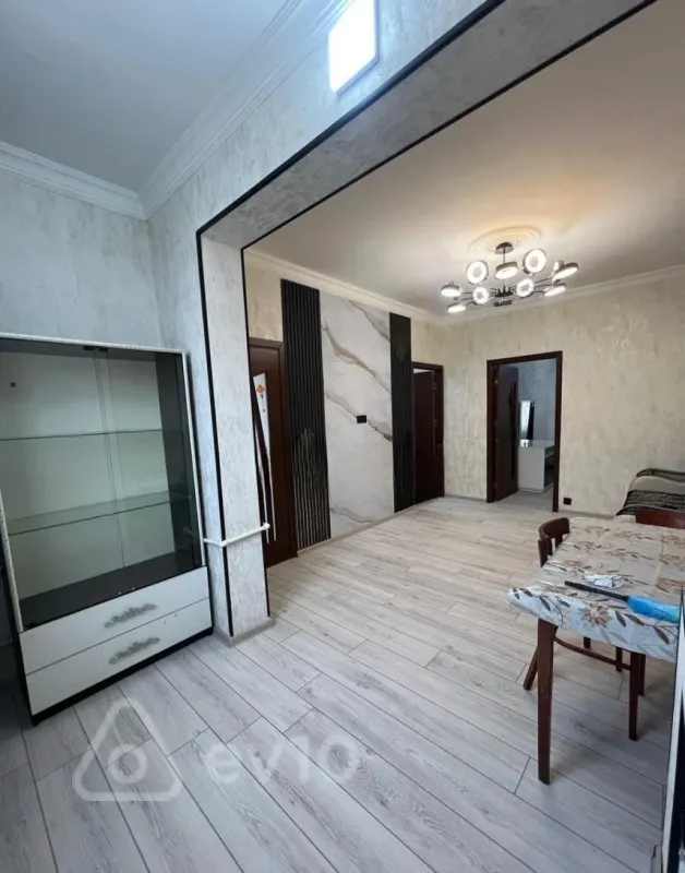 Satılır 2 otaqlı köhnə tikili 50 m²