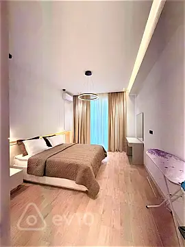 Kirayə verilir 3 otaqlı yeni tikili 120 m²