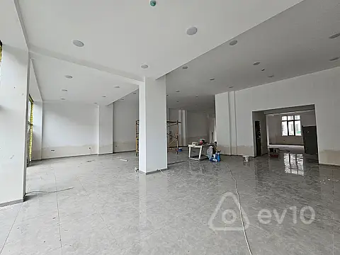 Kirayə verilir mənzil 1200 m²