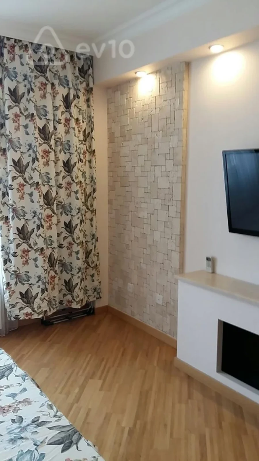 Kirayə verilir 2 otaqlı yeni tikili 100 m²