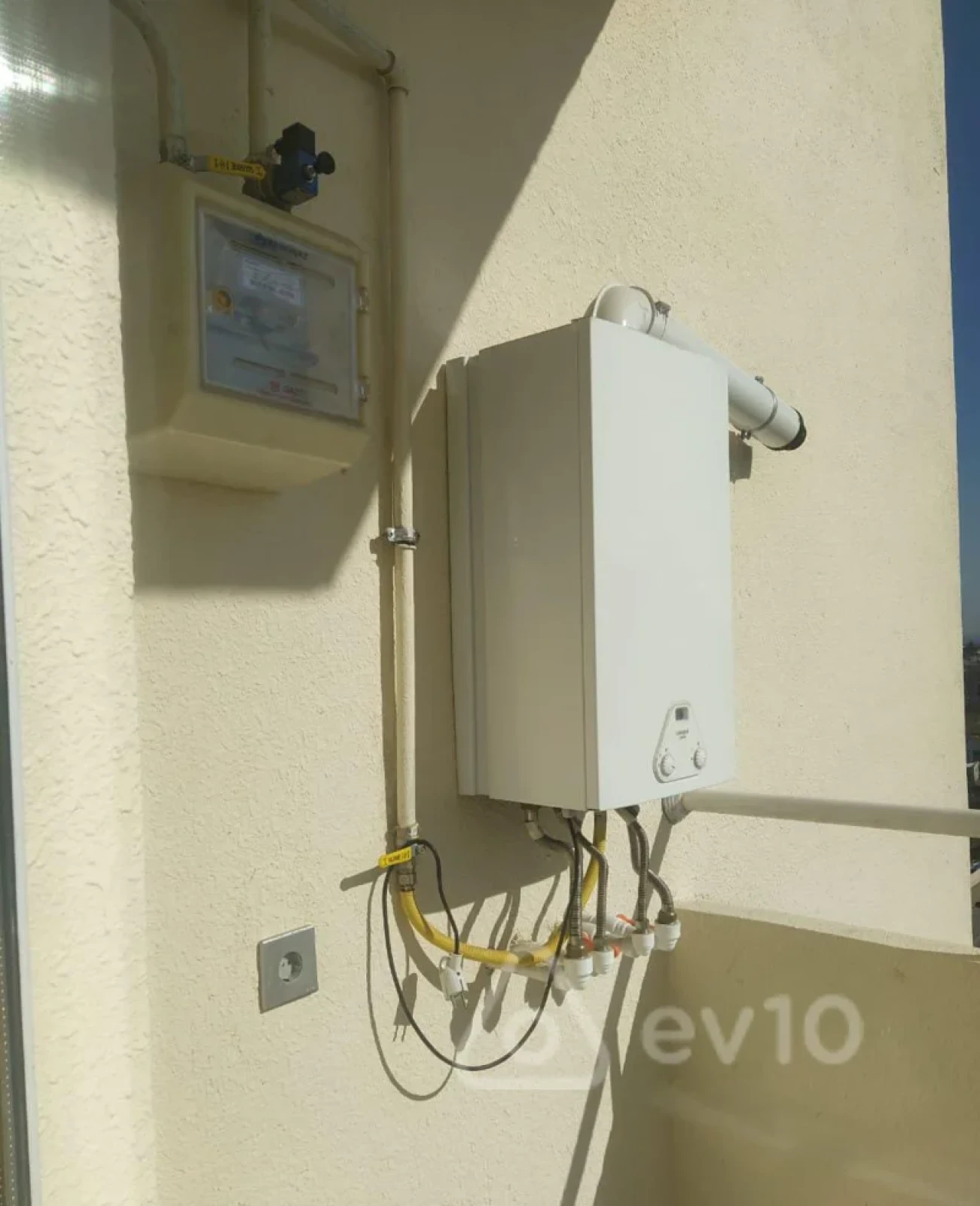 Satılır 2 otaqlı yeni tikili 78 m²