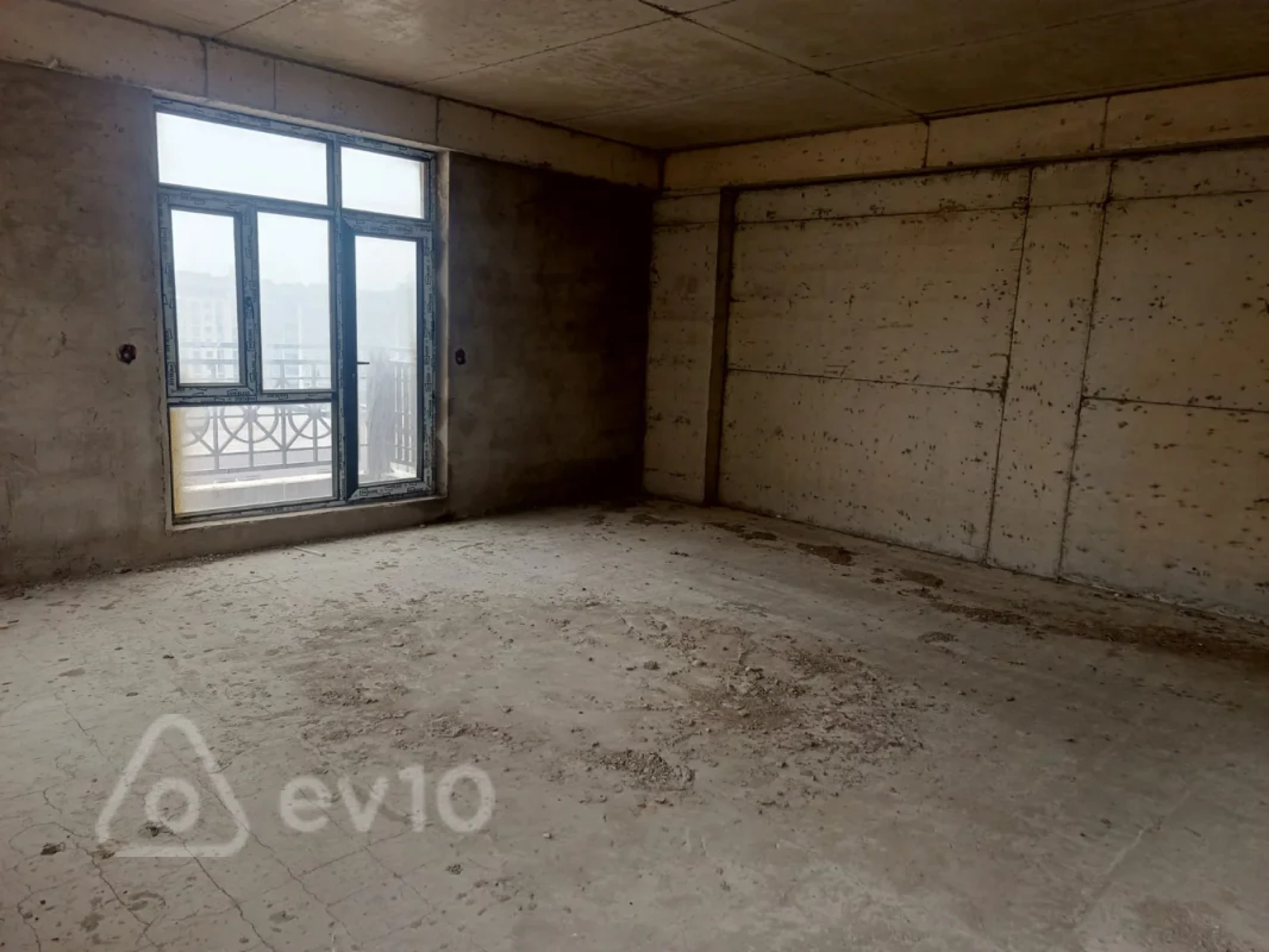 Satılır 3 otaqlı yeni tikili 147 m²