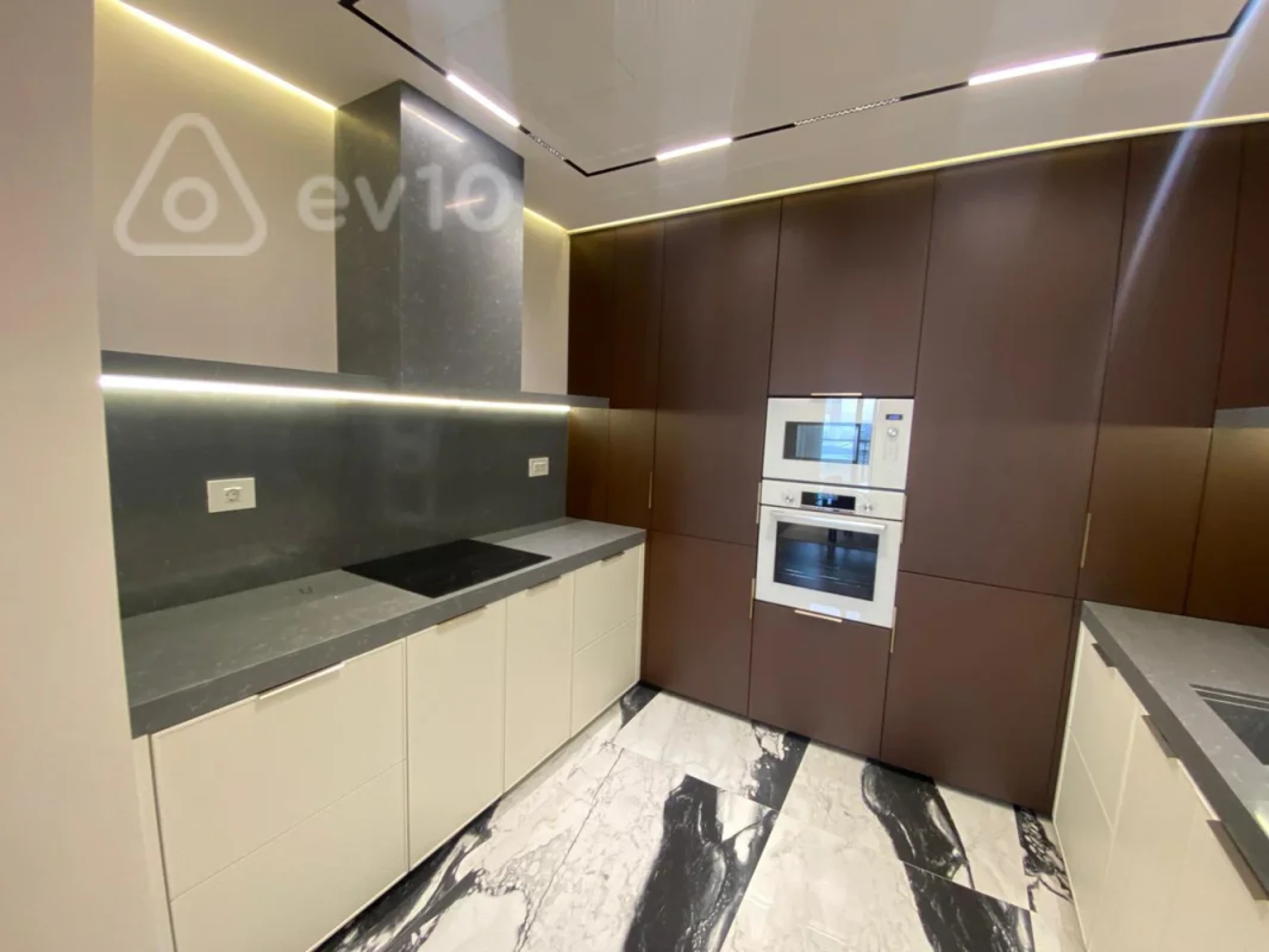 Kirayə verilir 2 otaqlı yeni tikili 90 m²