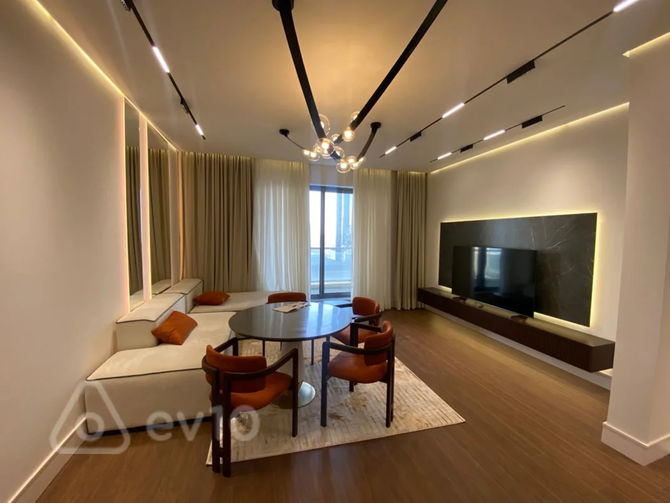 Kirayə verilir 2 otaqlı yeni tikili 90 m²