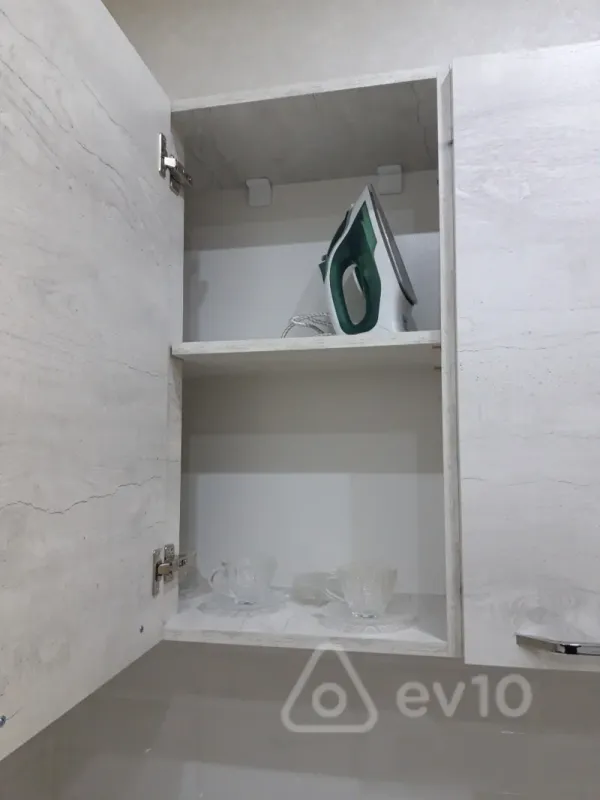 Kirayə verilir 2 otaqlı yeni tikili 70 m²