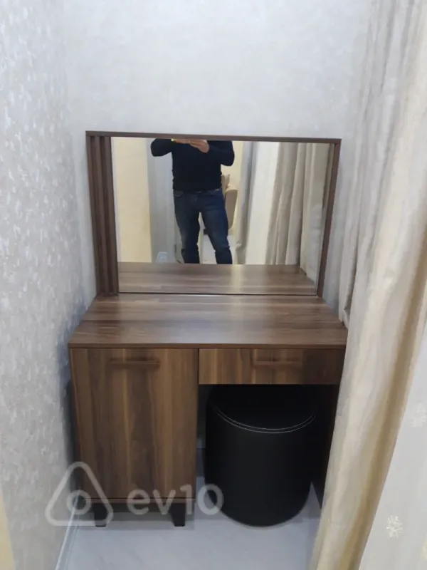 Kirayə verilir 2 otaqlı yeni tikili 70 m²