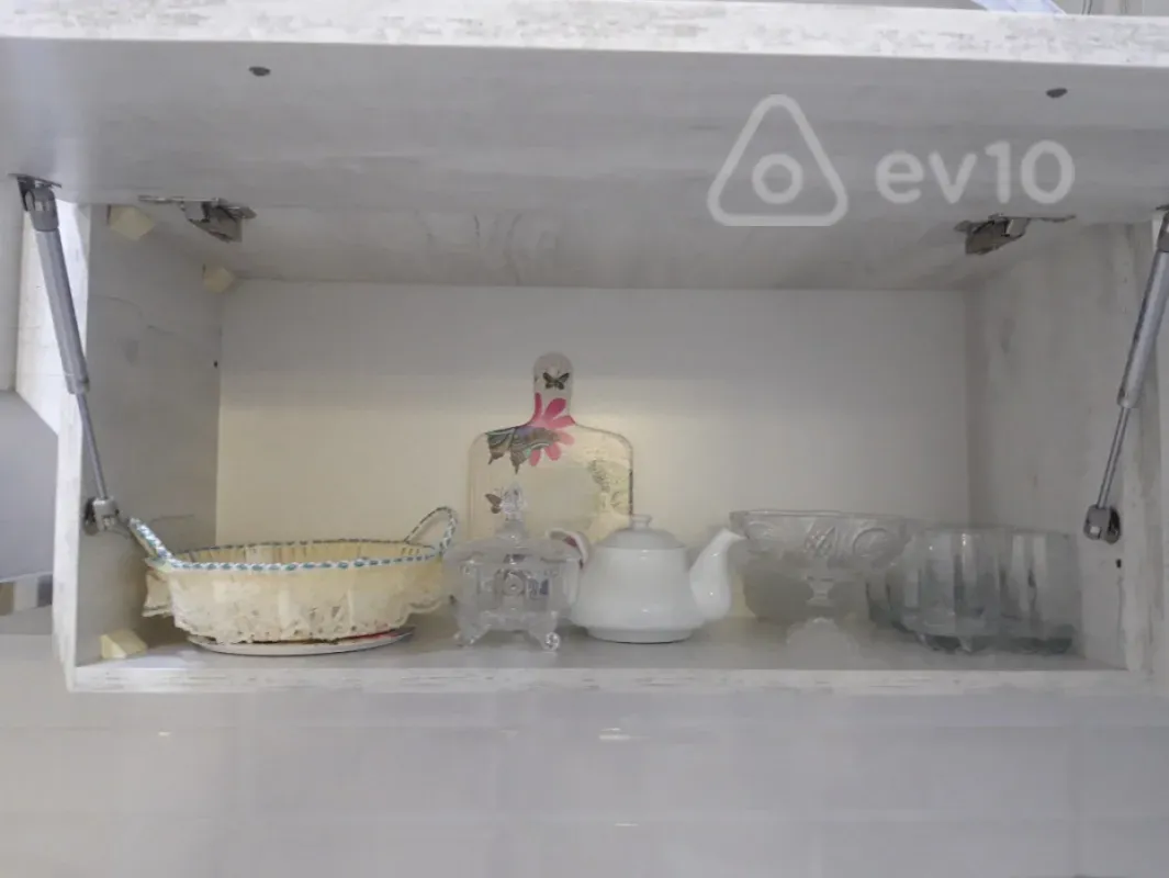 Kirayə verilir 2 otaqlı yeni tikili 70 m²