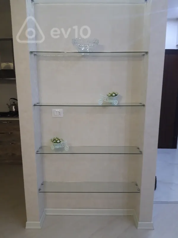 Kirayə verilir 2 otaqlı yeni tikili 70 m²