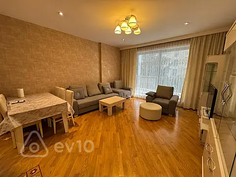 Kirayə verilir 3 otaqlı yeni tikili 135 m²