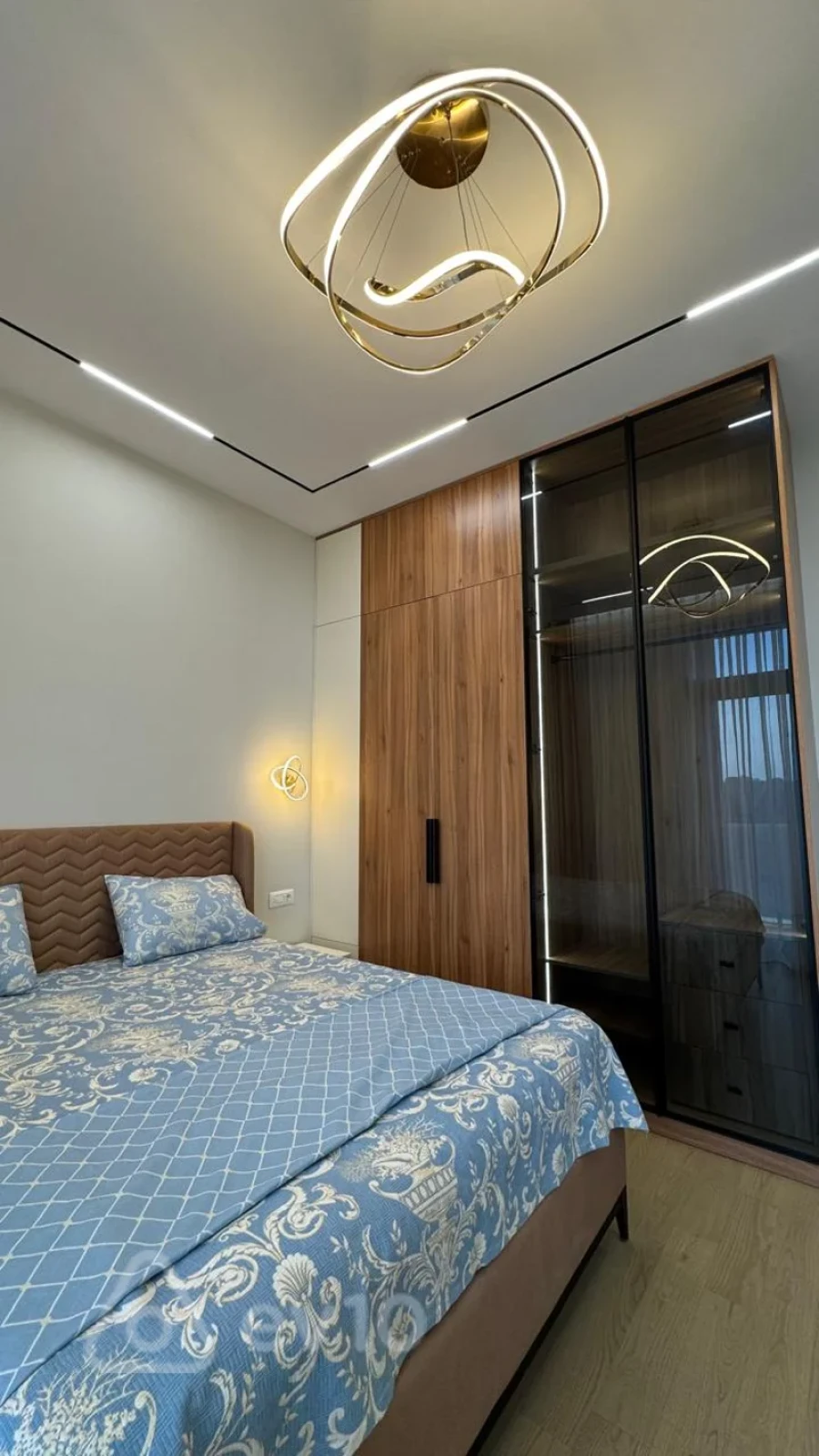 Satılır 2 otaqlı yeni tikili 72.1 m²