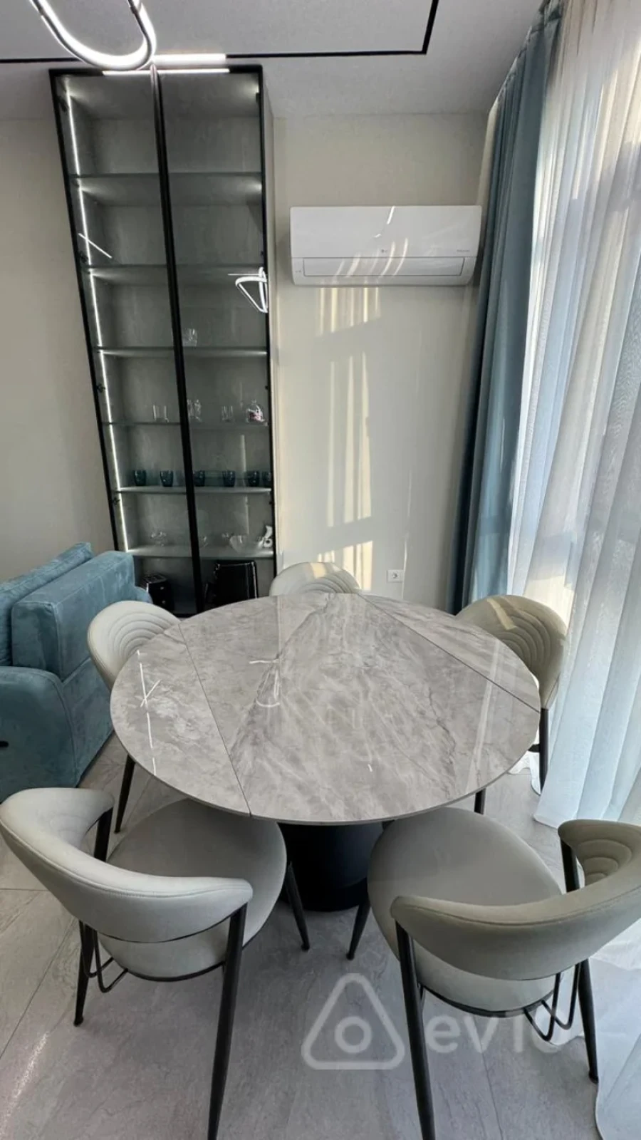 Satılır 2 otaqlı yeni tikili 72.1 m²