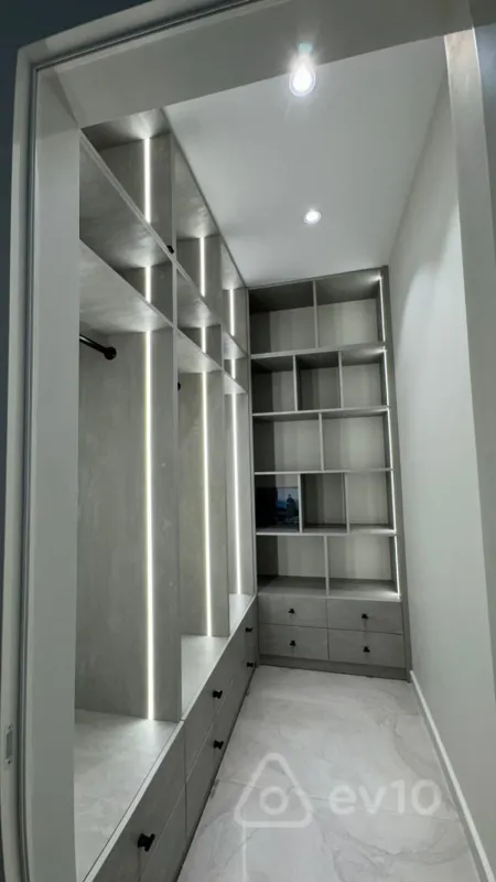 Satılır 2 otaqlı yeni tikili 72.1 m²