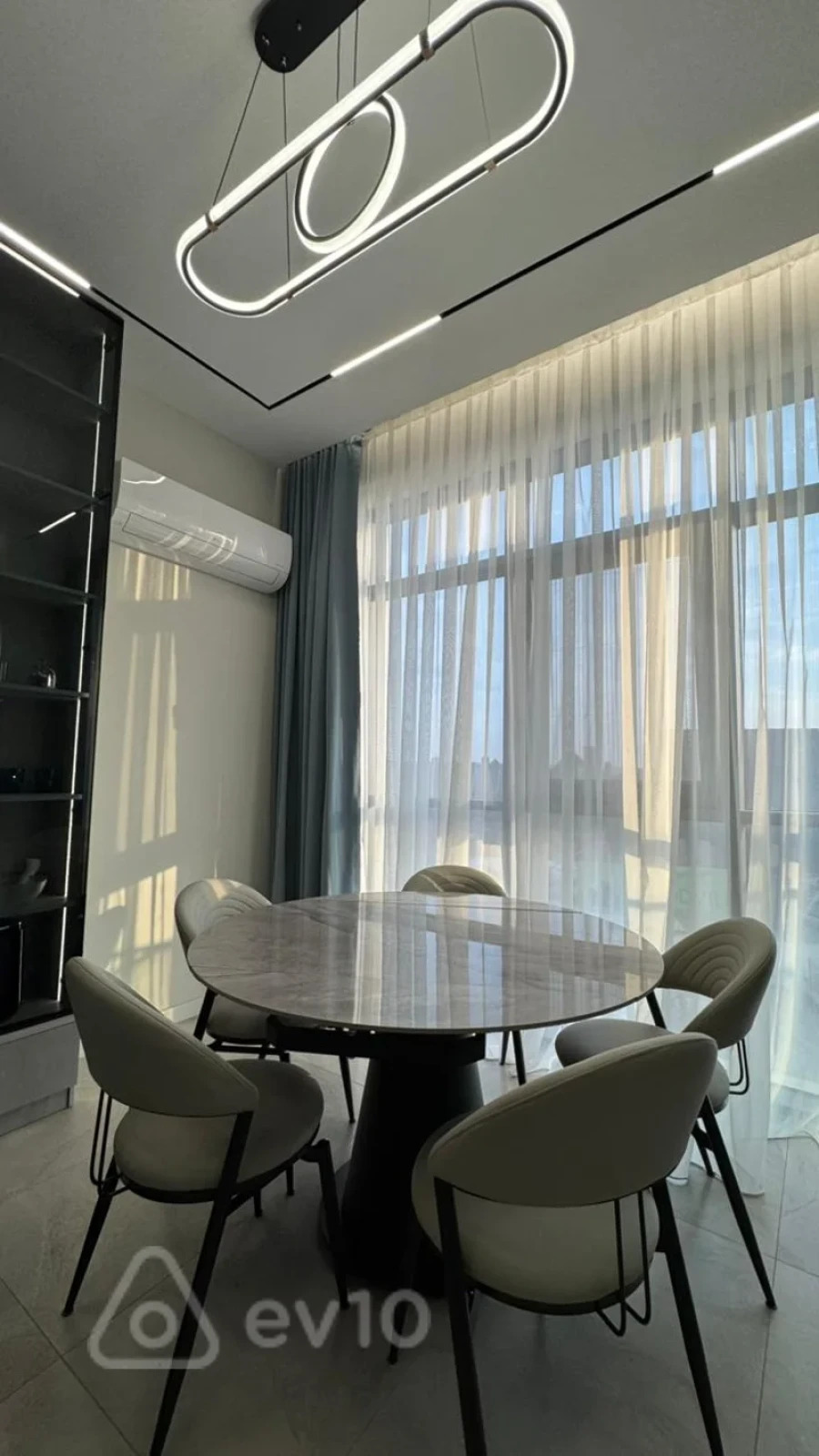 Satılır 2 otaqlı yeni tikili 72.1 m²