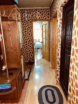 Satılır 2 otaqlı köhnə tikili 60 m²