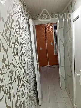 Kirayə verilir 2 otaqlı köhnə tikili 50 m²
