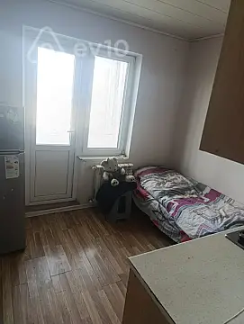 Satılır 1 otaqlı köhnə tikili 40 m²