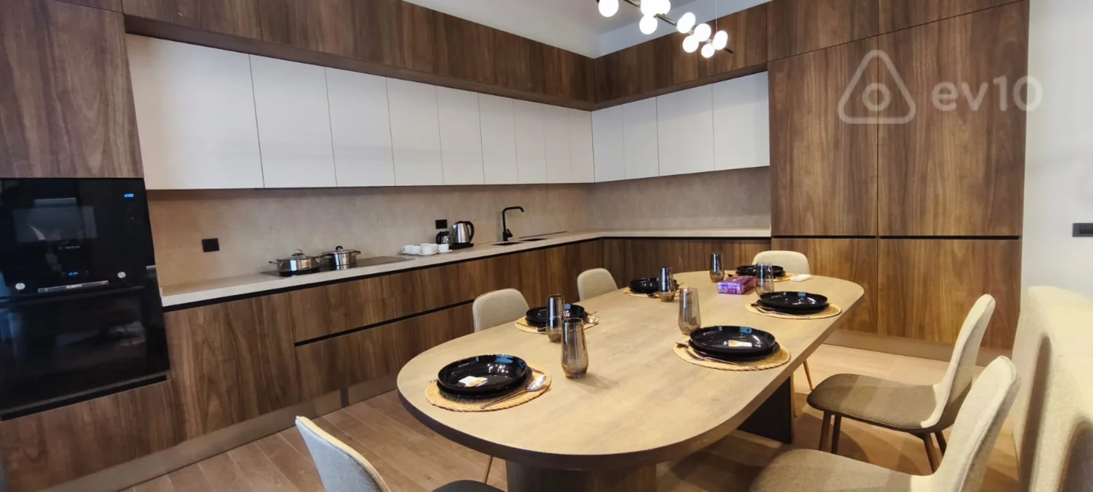 Kirayə verilir 3 otaqlı yeni tikili 140 m²