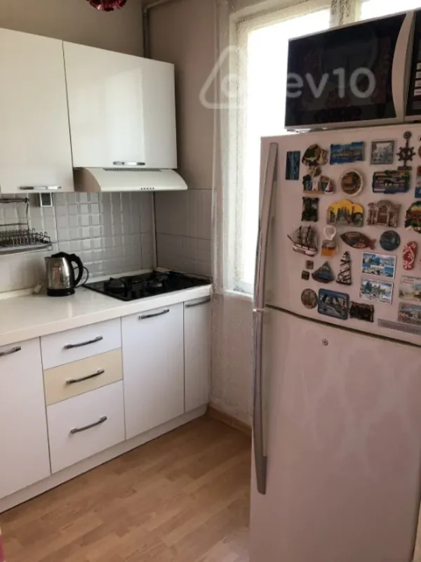 Kirayə verilir 1 otaqlı köhnə tikili 35 m²
