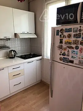 Kirayə verilir 1 otaqlı köhnə tikili 35 m²