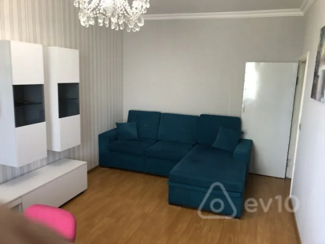Kirayə verilir 1 otaqlı köhnə tikili 35 m²
