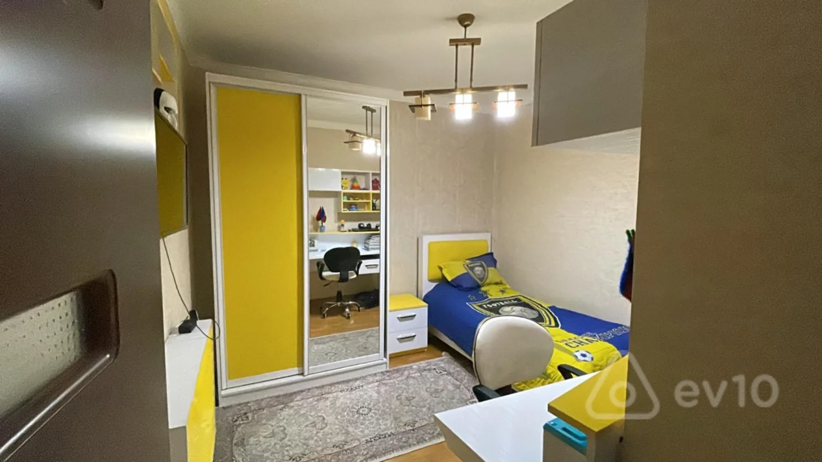 Satılır 3 otaqlı yeni tikili 103 m²