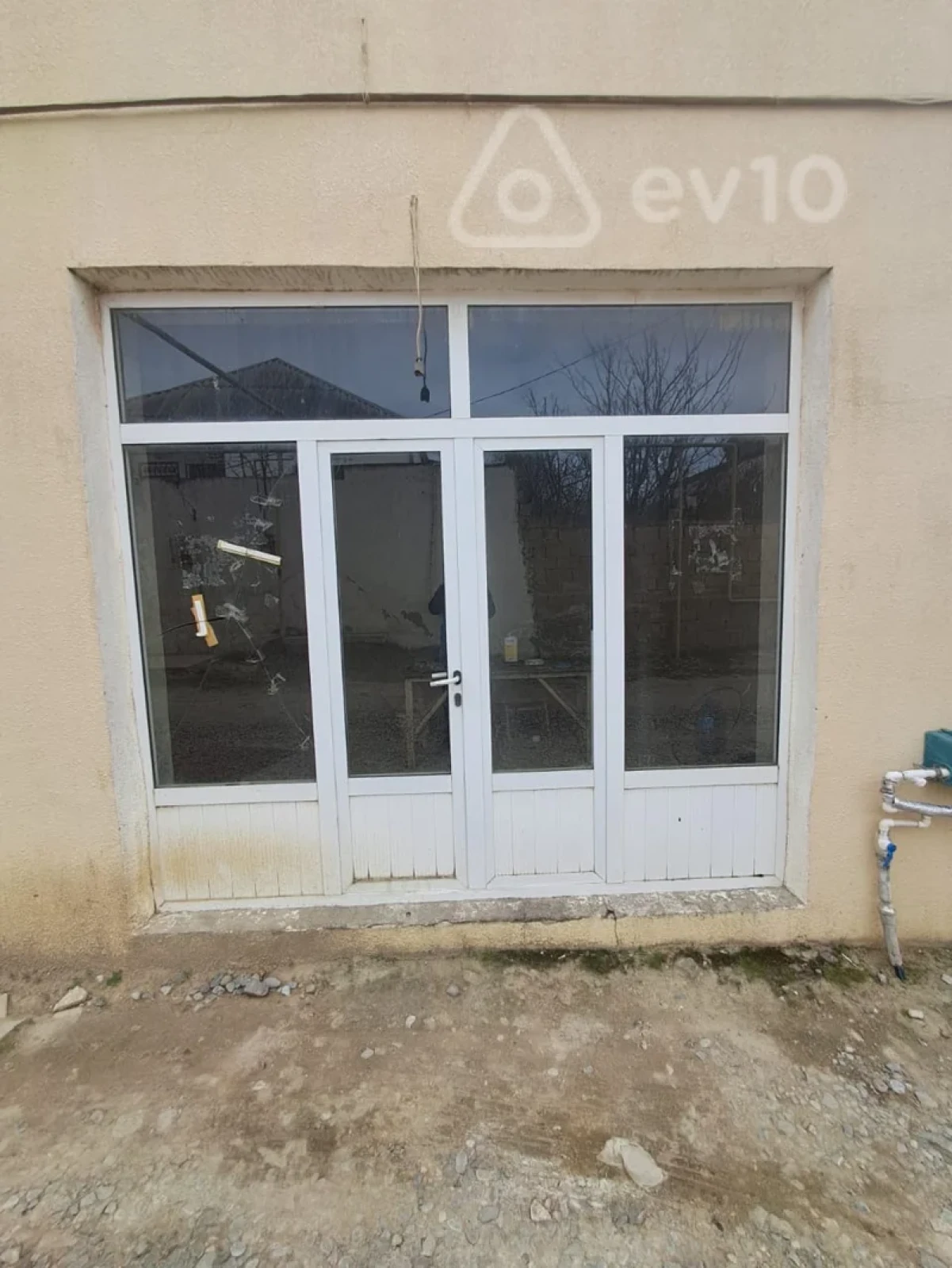 Satılır 5 otaqlı həyət evi 232 m²