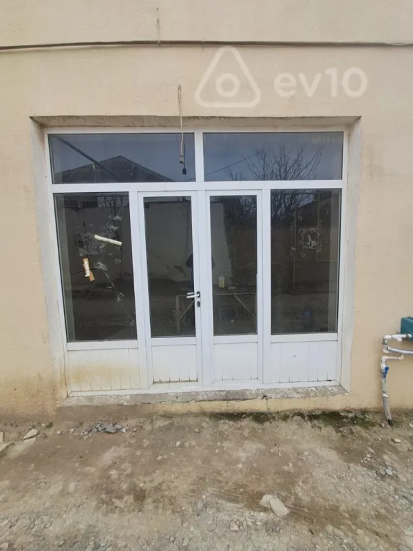 Satılır 5 otaqlı həyət evi 232 m²