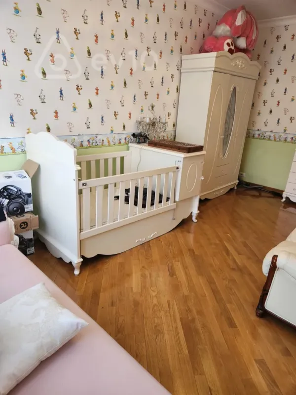 Satılır 3 otaqlı yeni tikili 130 m²