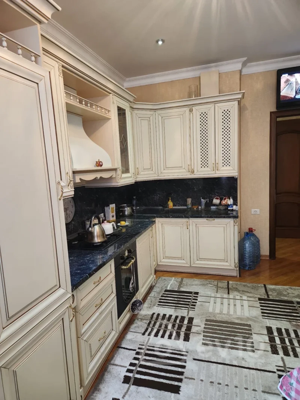 Satılır 3 otaqlı yeni tikili 130 m²