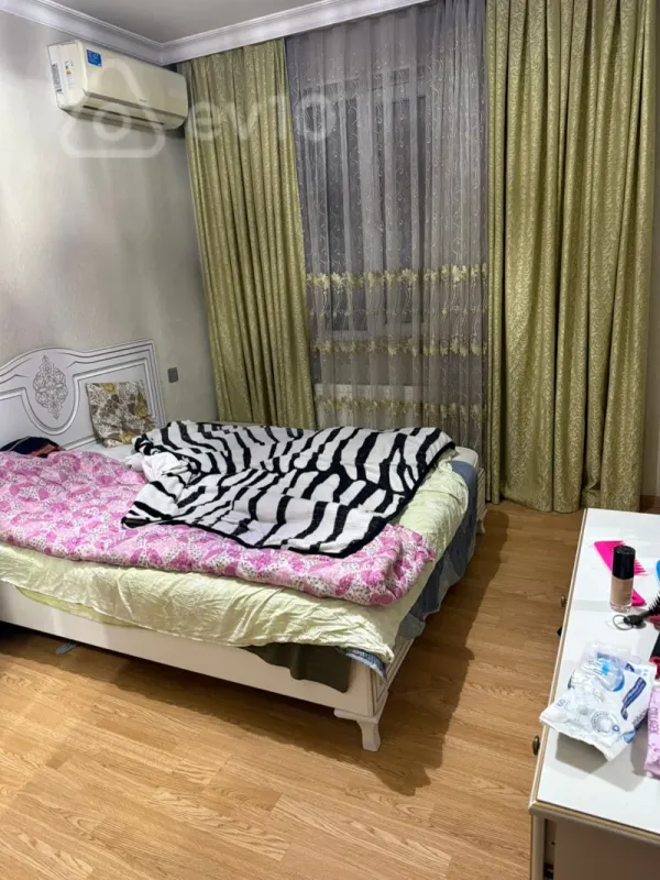 Satılır 2 otaqlı yeni tikili 73 m²