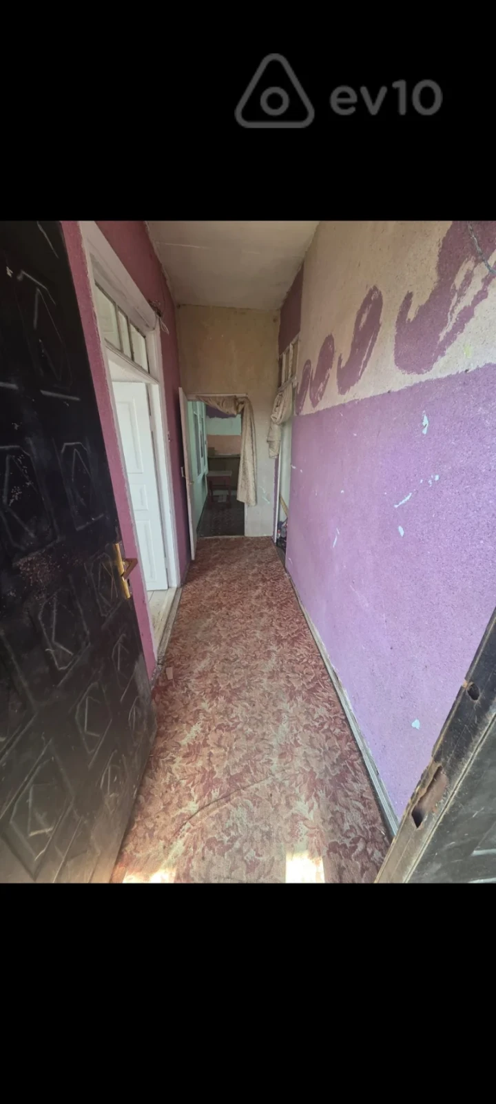 Satılır 8 otaqlı həyət evi 100 m²