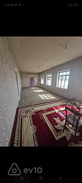 Satılır 8 otaqlı həyət evi 100 m²