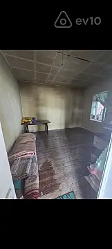 Satılır 8 otaqlı həyət evi 100 m²