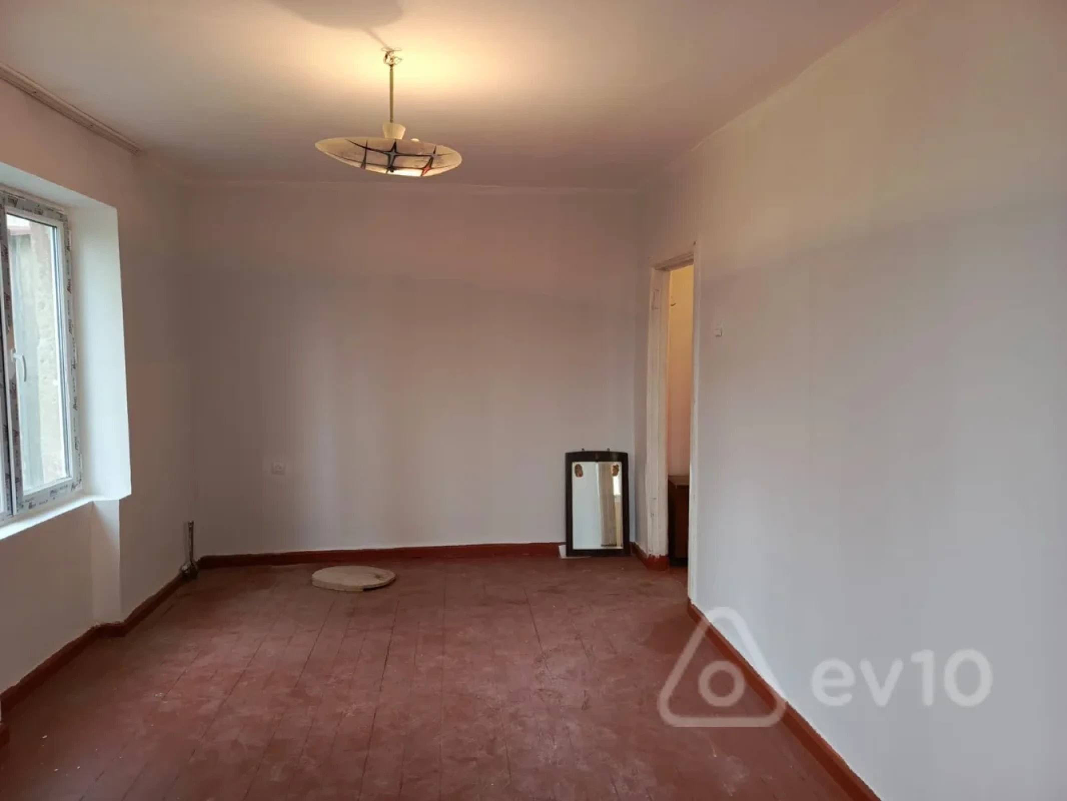 Kirayə verilir 1 otaqlı köhnə tikili 40 m²