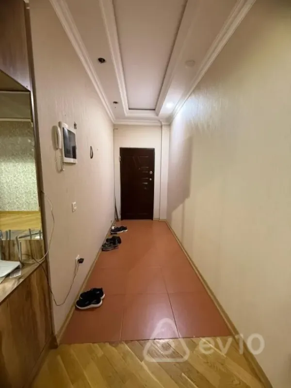 Satılır 3 otaqlı yeni tikili 170 m²