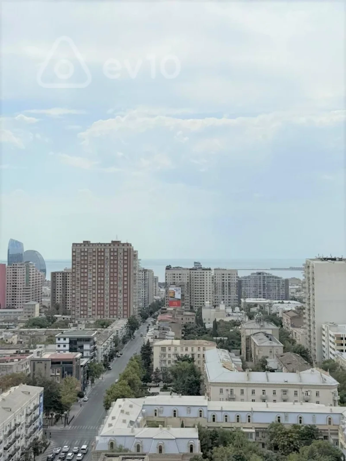 Kirayə verilir 3 otaqlı yeni tikili 190 m²