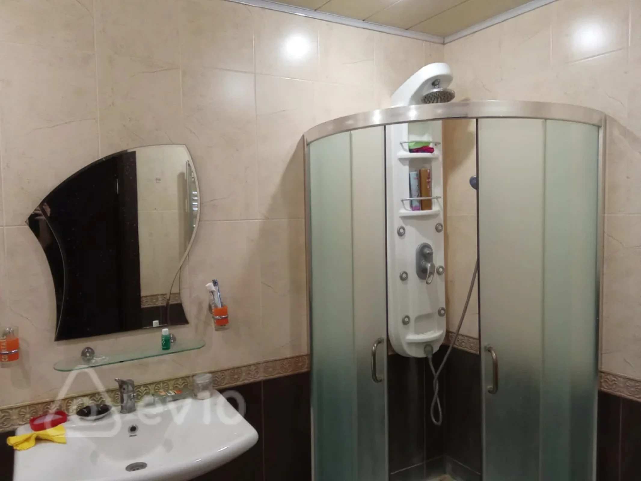 Kirayə verilir 2 otaqlı yeni tikili 110 m²