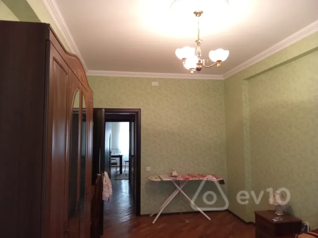 Kirayə verilir 2 otaqlı yeni tikili 110 m²
