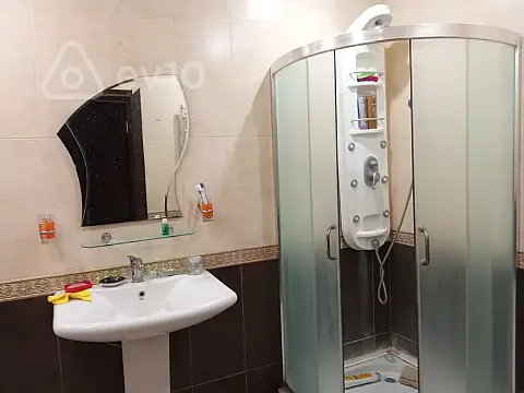 Kirayə verilir 2 otaqlı yeni tikili 110 m²