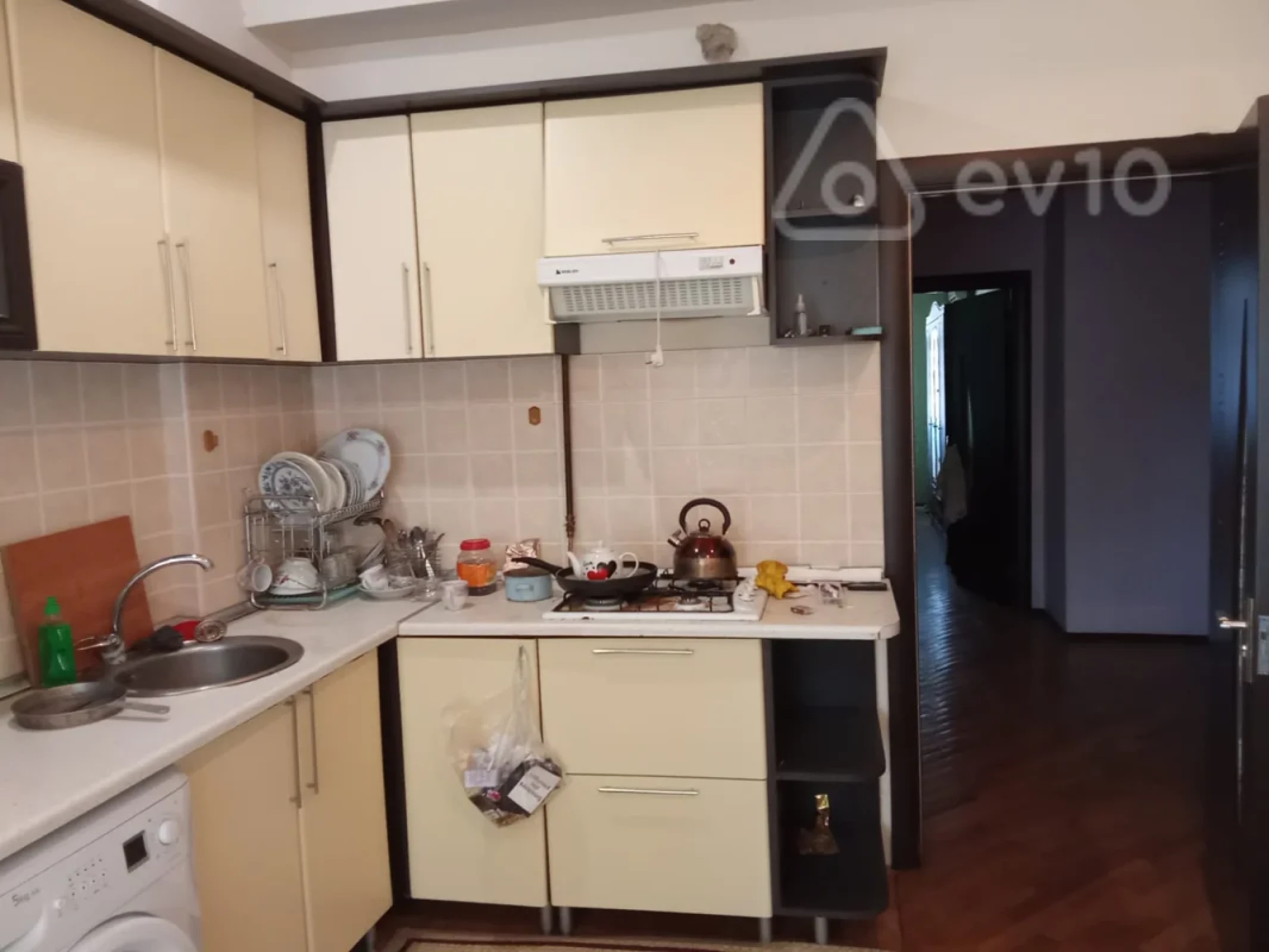 Kirayə verilir 2 otaqlı yeni tikili 110 m²