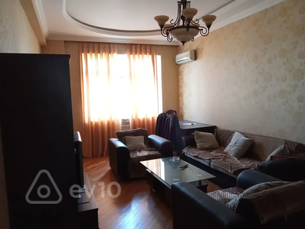 Kirayə verilir 2 otaqlı yeni tikili 110 m²